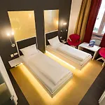 Hotel Sinsheim 4* 진스하임